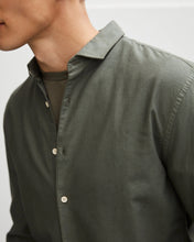 Load image into Gallery viewer, STORM SHIRT DARK GREEN