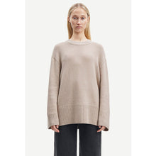 Load image into Gallery viewer, ELIETTE CREW NECK
