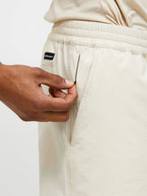 Load image into Gallery viewer, STRETCH DRAWSTRING SHORTS