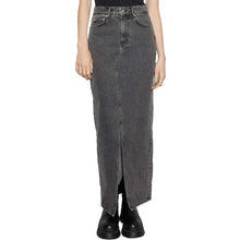 Load image into Gallery viewer, JELLY DENIM SKIRT