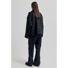 Load image into Gallery viewer, BELIZE JACKET