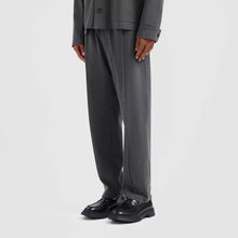 Load image into Gallery viewer, PINTUCK TROUSERS