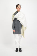 Load image into Gallery viewer, DOUBLE SCARF BEIGE WHITE
