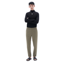 Load image into Gallery viewer, TERRY CROPPED TROUSERS
