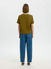 Load image into Gallery viewer, ESSENTIAL BOXY TEE
