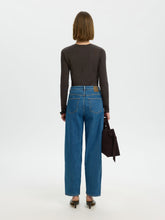 Load image into Gallery viewer, MANJA LS O-NECK
