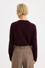 Load image into Gallery viewer, SOFT WOOL CREWNECK SWEATER

