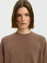 Load image into Gallery viewer, OVERSIZED TENNY TEE
