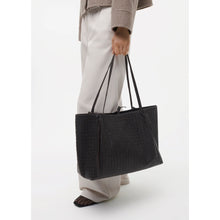 Load image into Gallery viewer, LEANDRA WOVEN LEATHER BAG
