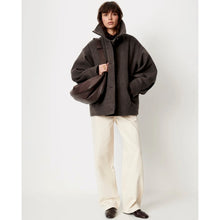 Load image into Gallery viewer, NARIWA SHORT COAT
