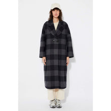 Load image into Gallery viewer, SETUT CHECKERED COAT
