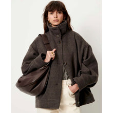 Load image into Gallery viewer, NARIWA SHORT COAT

