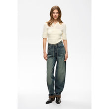 Load image into Gallery viewer, SUSARA HW BARREL JEANS
