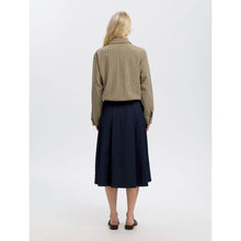 Load image into Gallery viewer, ELARA RELAXED BOMBER JACKET

