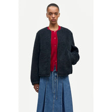 Load image into Gallery viewer, SAAUTUMN JACKET
