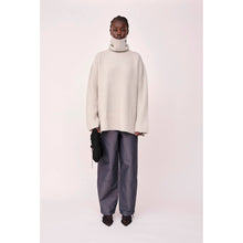 Load image into Gallery viewer, PARIS TURTLENECK
