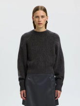 Load image into Gallery viewer, MIRA LS KNIT SHORT O-NECK
