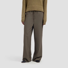 Load image into Gallery viewer, DRAPEY PANT
