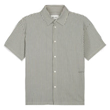 Load image into Gallery viewer, BOXY SEERSUCKER STRIPE SHIRT SS
