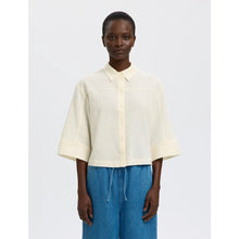 Load image into Gallery viewer, FINNIE RELAXED 3/4 SUN SHIRT B
