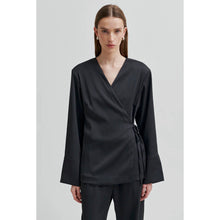Load image into Gallery viewer, GLARI WRAP SHIRT

