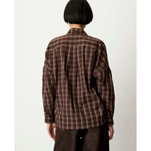 Load image into Gallery viewer, BOOKLYN DARTED SHIRT
