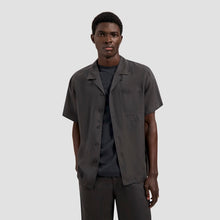 Load image into Gallery viewer, LINEN BLEND SS SHIRT
