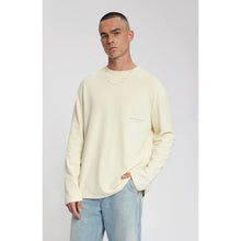 Load image into Gallery viewer, THAUMAS GARMENT DYED LONG SLEEVE T-SHIRT

