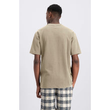 Load image into Gallery viewer, UNION STRUCTURED TEE
