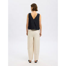 Load image into Gallery viewer, LINNA REVERSIBLE LINEN TOP
