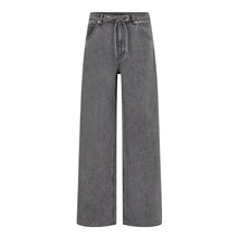 Load image into Gallery viewer, IRVIN DENIM JEANS
