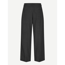 Load image into Gallery viewer, SARAMONAS SHORTS
