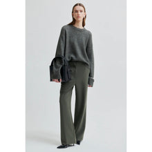 Load image into Gallery viewer, FIQUE CLASSIC TROUSERS
