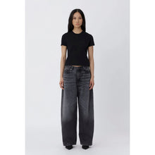 Load image into Gallery viewer, VERA T-SHIRT
